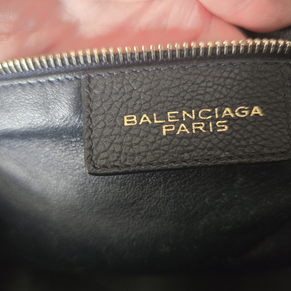Balenciaga Tube Bag - Picture 5 of 8